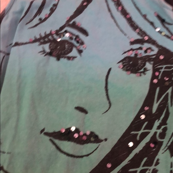 graphic shirt - Picture 5 of 5